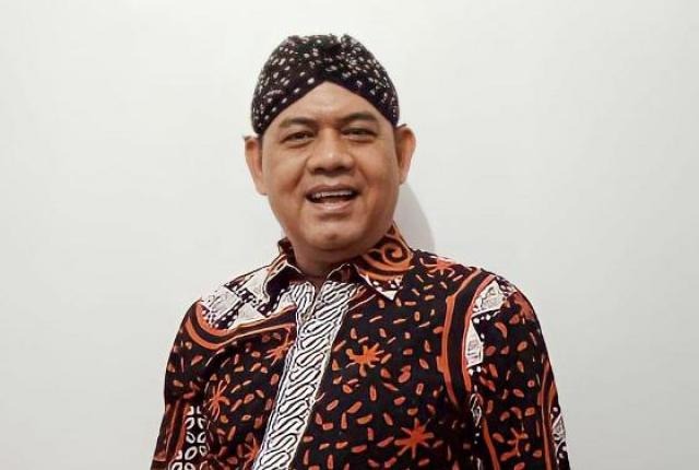 Dr KRT Akhir Lusono, SSn., MM, CHRMP