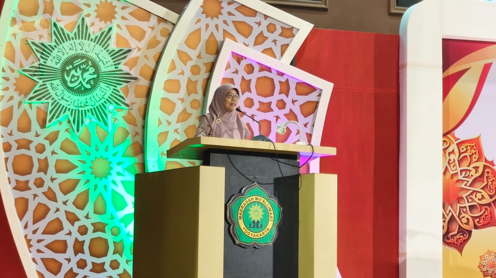 Dr Apt Hj Salmah Orbayyinah, MKes. Foto: Cris