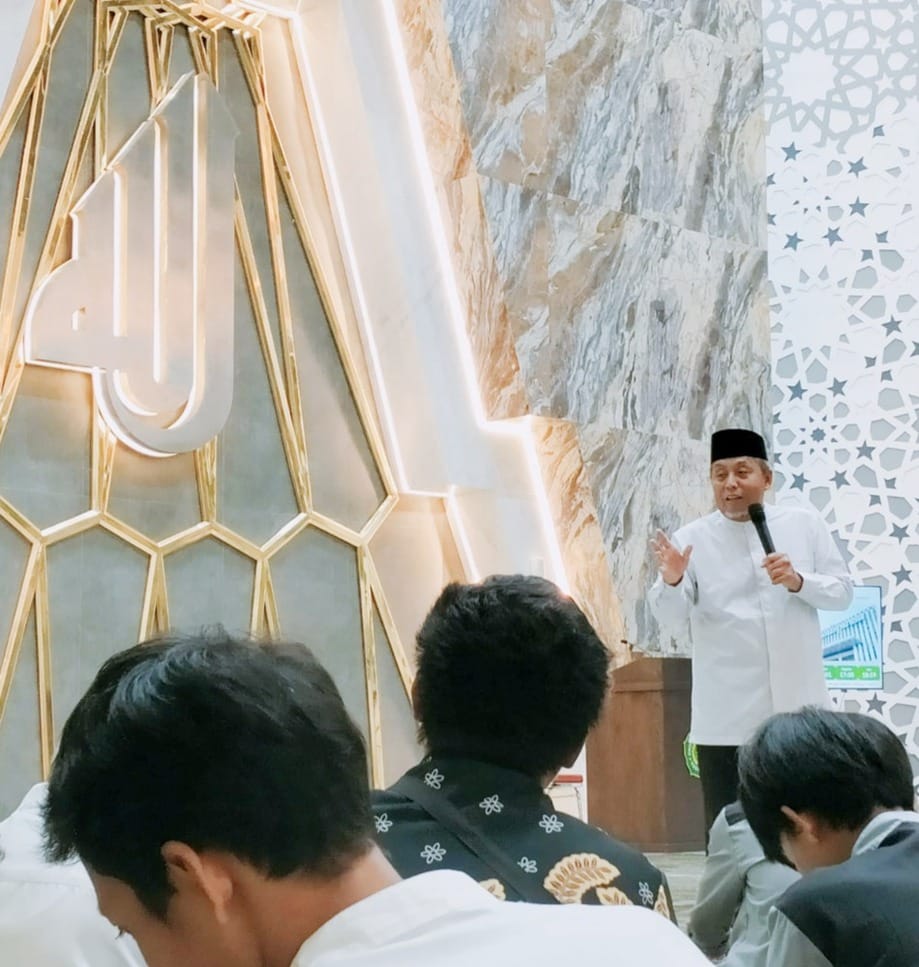 Ketua Pimpinan Pusat Muhammadiyah dr H Agus Taufiqurrahman SpS., MKes. Foto: Cris