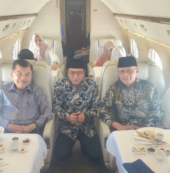 Foto bersama Wapres RI ke 10- dan ke- 12 Jusuf Kalla serta Ketua Umum PP Muhammadiyah Prof Haedar Nashir DokIstimewa