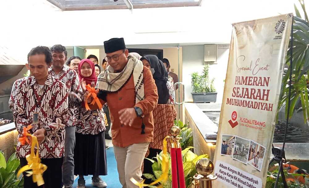 Peresmian Pembukan Pameran Sejarah Muhammadiyah di SM Tower Malioboro Yogyakarta. Foto: Diko