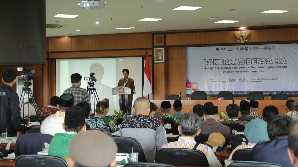 Rektor UMY sekaligus Ketua LSB PP Muhammadiyah Prof Dr Ir Gunawan Budiyanto, MP., IPM., ASEAN. Eng