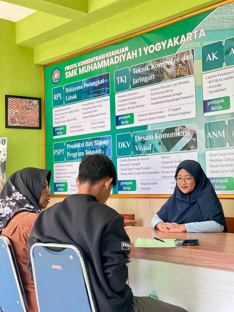 Sistem Penerimaan Murid Baru (SPMB) tahun pelajaran 2025/2026 di SMK Muhammadiyah 1 Yogyakarta. Foto: Humas