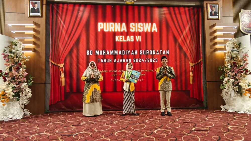 Salah satu siswa SD Muhammadiyah Suronatan Yogyakarta yang di wisuda. Foto: Cris